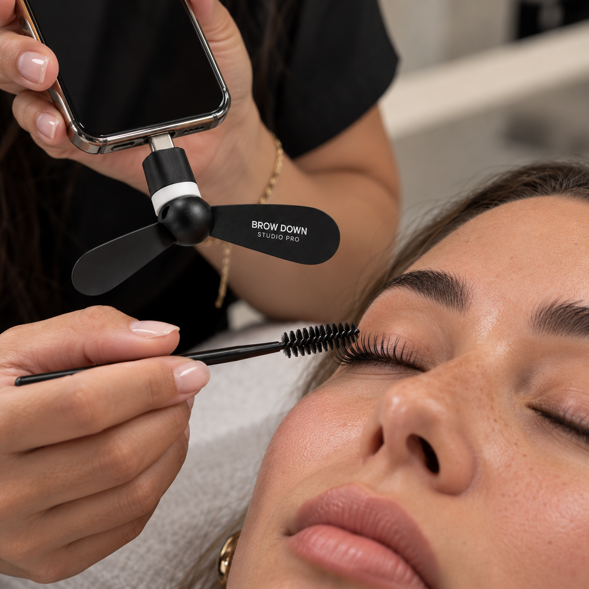The Lash Finisher USB-C Styling Fan